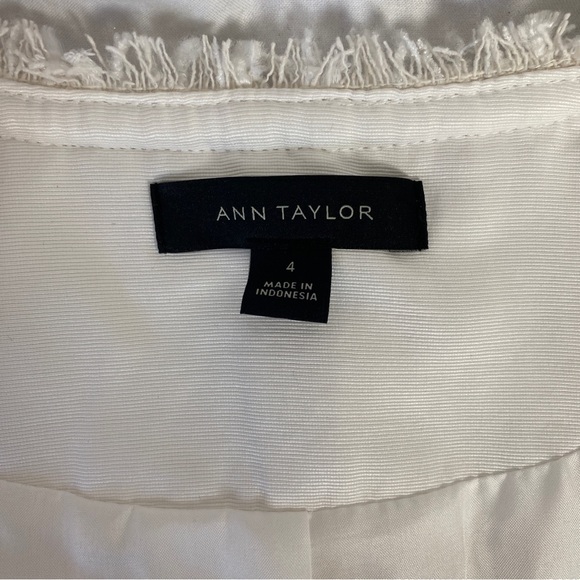 Ann Taylor Braided Trim White Tweed Jacket with eyelet closure. Size 4. NWOT. - Picture 8 of 10